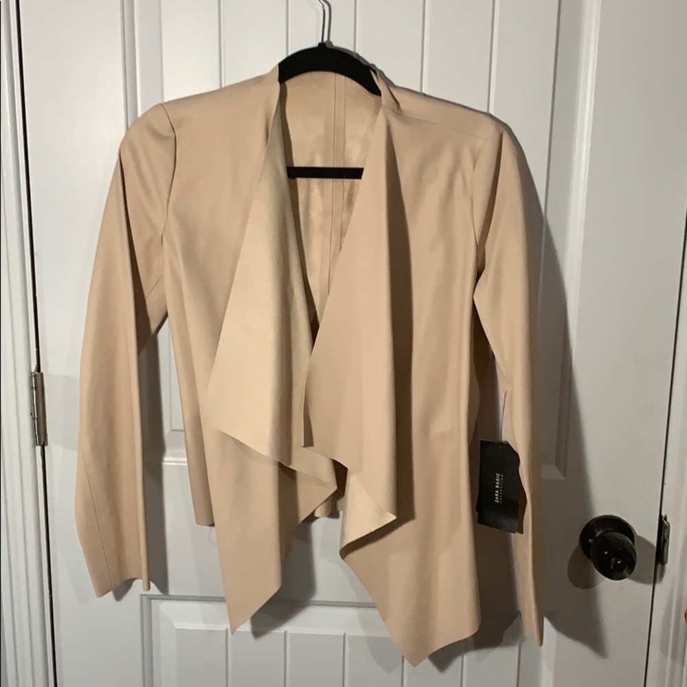NEW with TAGS: Zara collection nude/beige Blazer